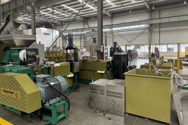 EPP foam granulator