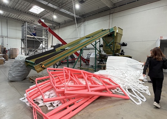 machine at a German foam cutting company